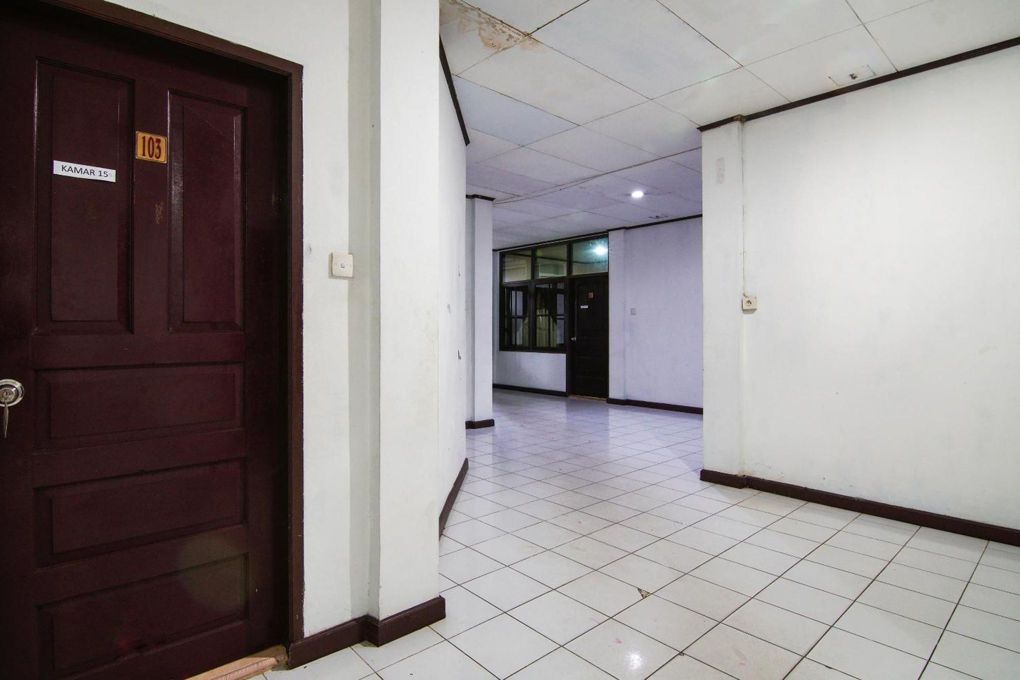 Oyo 92330 Hotel Rindu Sempadan Near Taman Wisata Rindu Sempadan Пеканбару Екстериор снимка